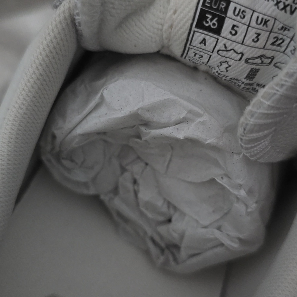 Veja Volley O.T. Sneakers, Size 5.5 US, Color: Leather White Tent Bark, $155.00 - Picture 12 of 16